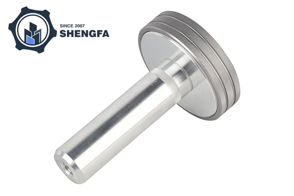 Was sind die wesentlichen Vorteile des Schmiedens bzw. Gießens?